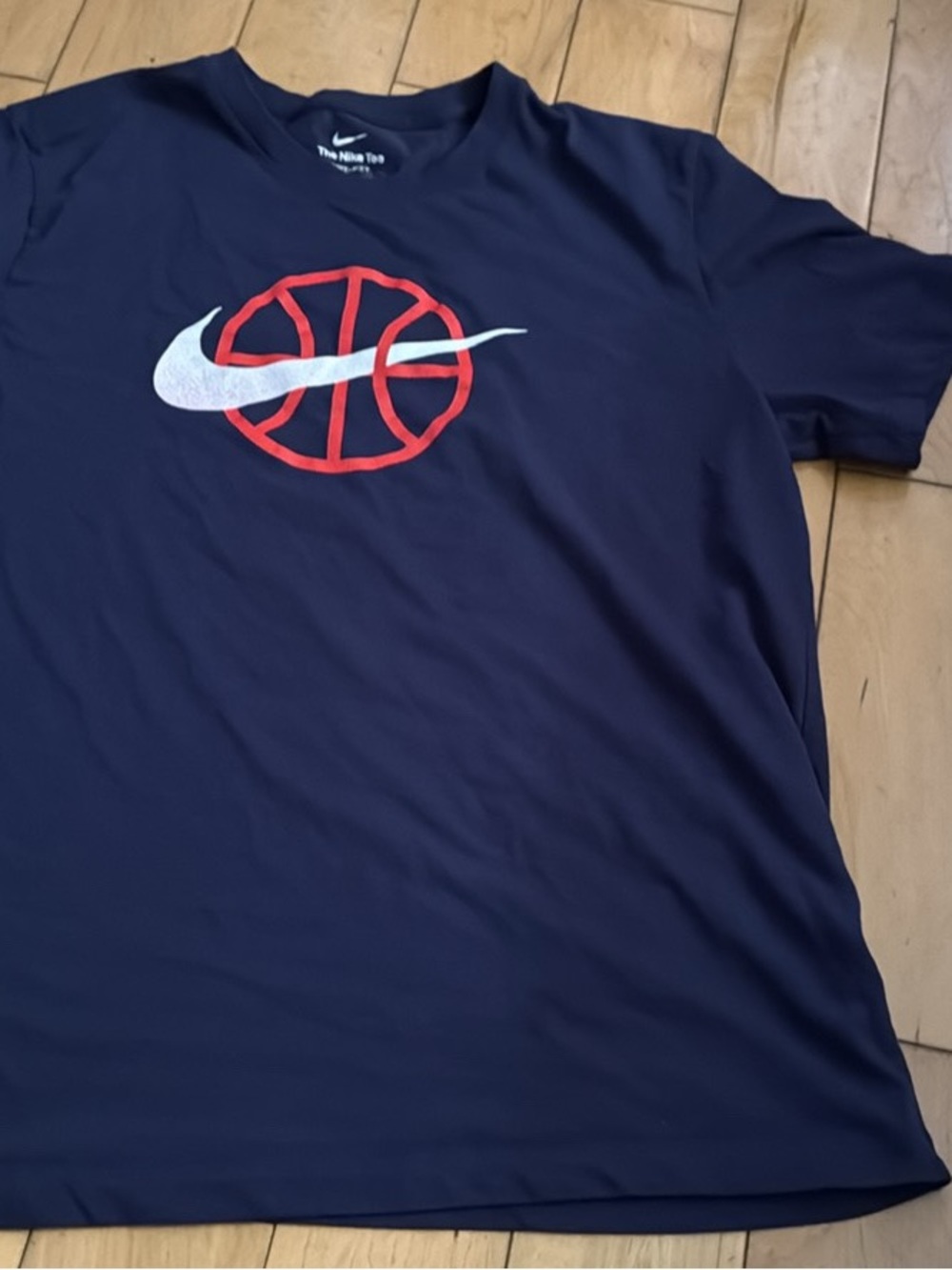 Nike Men’s Navy Short-Sleeve Basketball Swoosh Tee